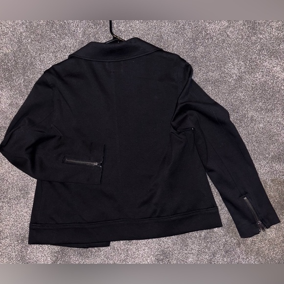 OLD NAVY | MOTO JACKET |
Black | Size: Large | - Picture 9 of 13